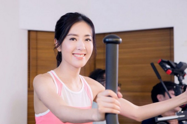  【女生學起來！】「最佳女友」唐詩詠4大特質