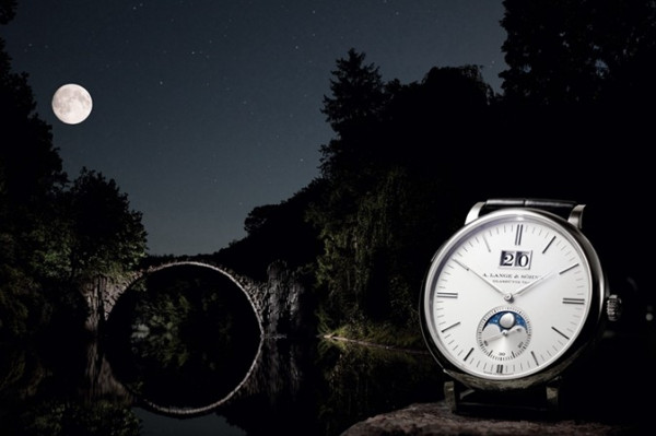 讓月相暫代明月A. Lange & Söhne Saxonia Moon Phase