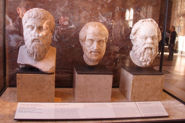 希臘哲學家蘇格拉底，柏拉圖，亞里士多德