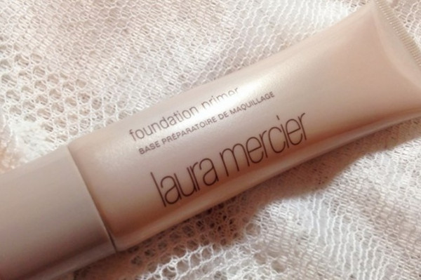 冬天妝前快速保濕 