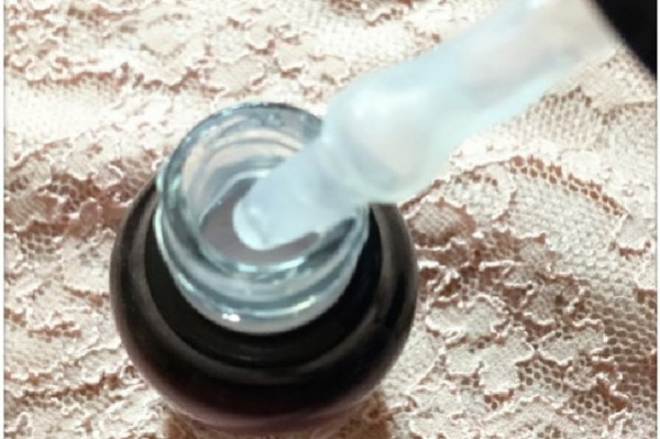 第一次入手眼部精華 用後感