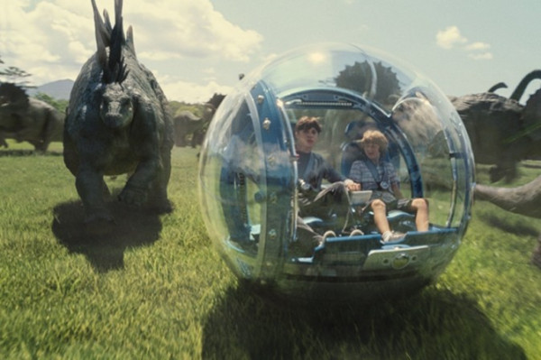 《侏羅紀世界》這個樂園真恐怖?