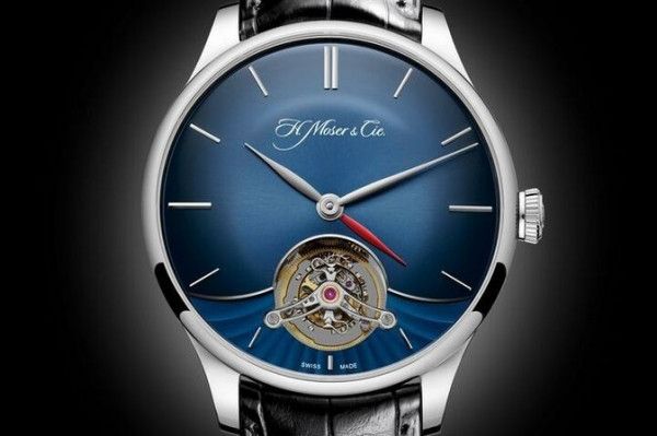 H. Moser & Cie. 冒險者陀飛輪兩地時間腕錶