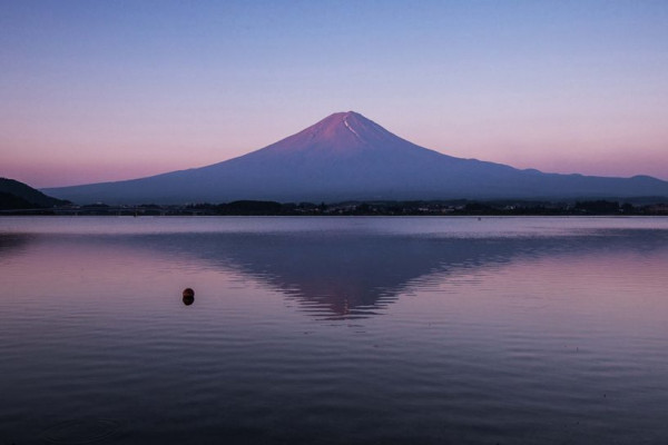 「登富士山」(一) 生日圓夢 