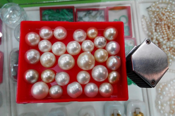 南洋珠寶考察 出處不如聚處