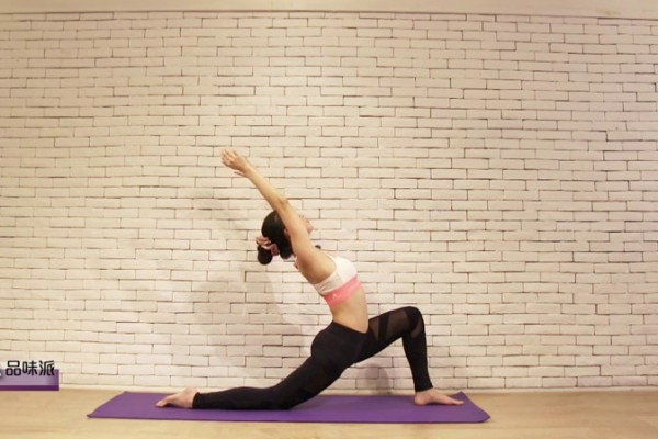 瑜伽初學者必學！由「拜日式」開始的美好清晨