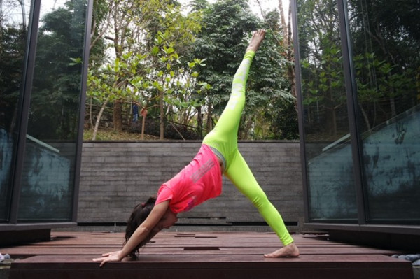 瑜伽之王：倒立