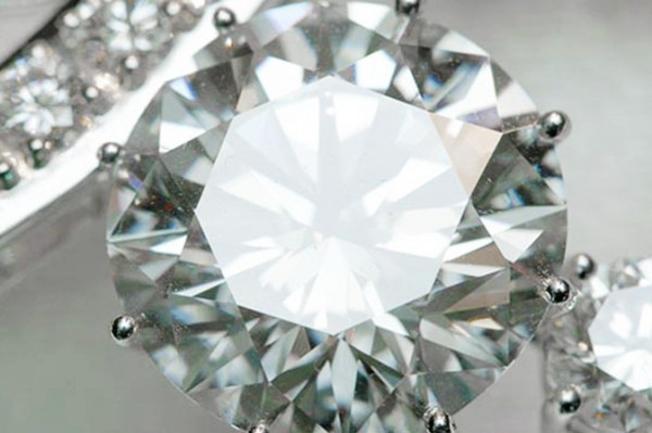 鑽石也要detox！你懂得保養自己的鑽飾嗎？