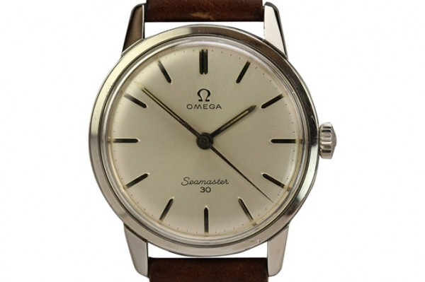 細說海馬中古 Omega Seamaster 300