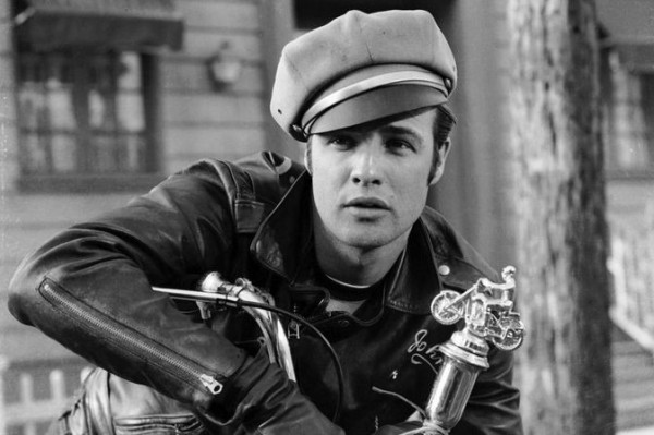 永恆不變的黑色皮褸