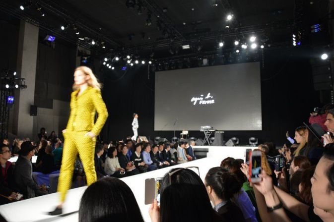 去巴黎時裝周，碰見穿著Prada的惡魔