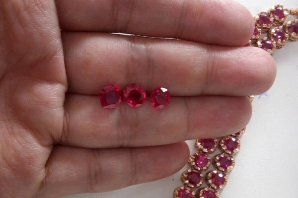 紅寶石之寶－抺谷「鴿血紅」