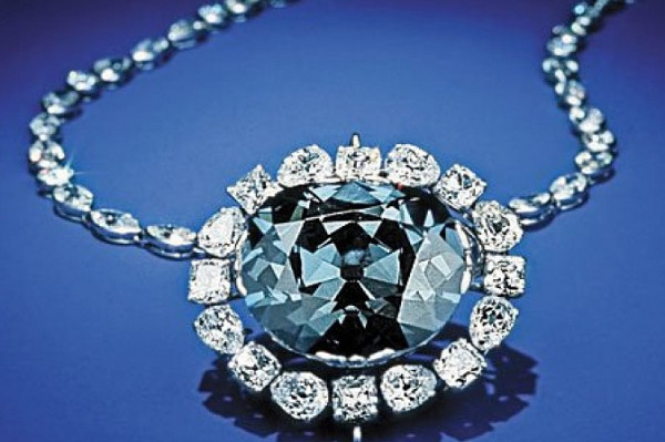 鑽石中的名牌（一）