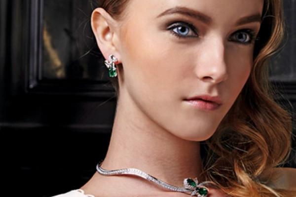 Dior Joaillerie 以色彩為珠寶添上生命
