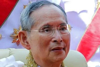 泰王病逝享年88歲 王儲繼位