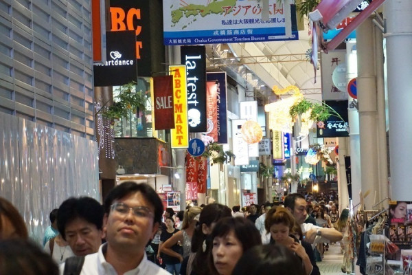 訪日旅客首季消費 首破萬億圓