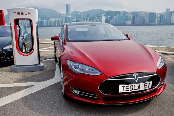 Tesla擬私有化 沙特基金無意參與