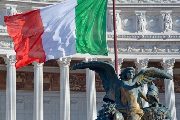 執政聯盟施壓增債務 意債息飈