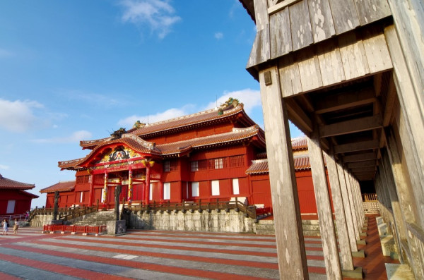 沖繩世遺 500年首里城一夜焚毁