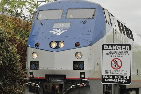 特朗普基建大計 雷聲大雨點小
