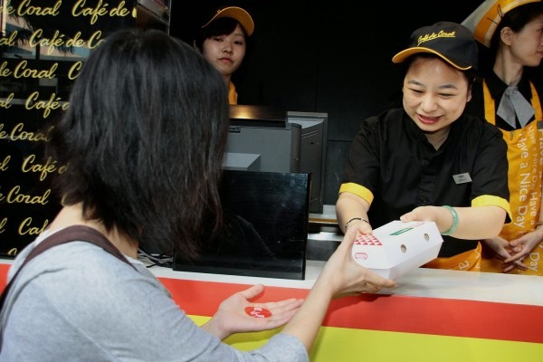 【最低工資】飲食業早有準備 博低吼入無有怕