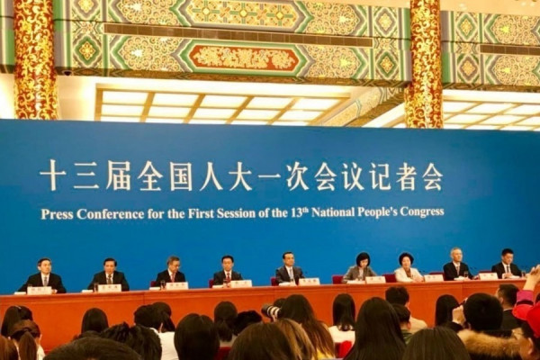 【兩會直擊】李克強：中國開放改革新變化就是門會愈開愈大