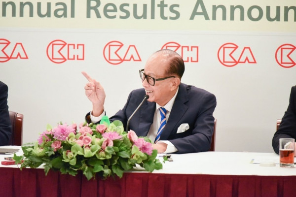 【超人退休】站在「超人」肩膀上 重溫李嘉誠經典金句！