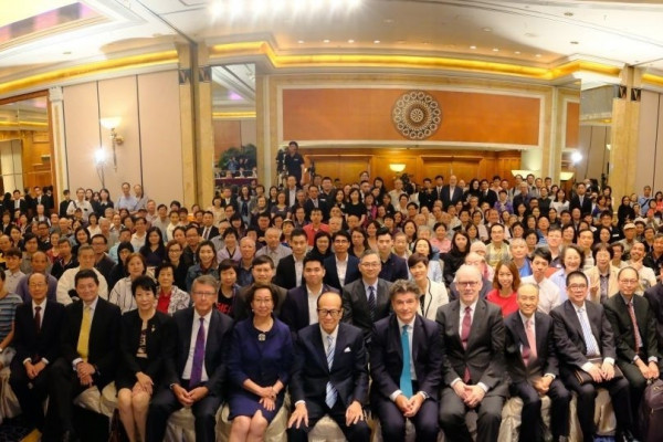 【超人退休】李嘉誠：冀李澤鉅上任後盡力爭取好成績 對得住社會