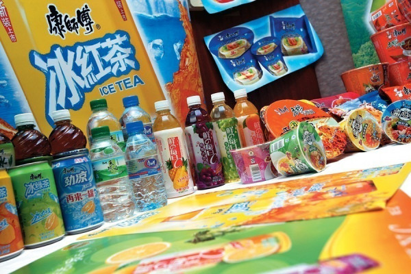 即食麵暢銷 康師傅料績優食住上