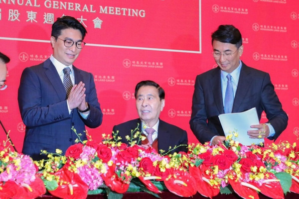 【月結－五窮六絕】手機及公用股專家看法有異 地產股前景正面