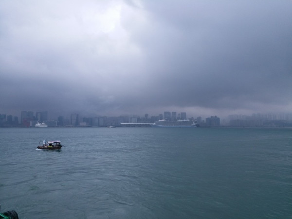 【本港經濟】多家大行下調港經濟預測 大和唱淡指瀕衰退