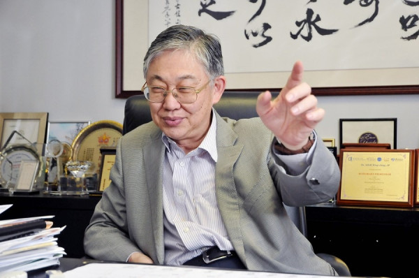 【施政前瞻】施永青：政府應下調農地補地價 居屋抽籤改為輪候制