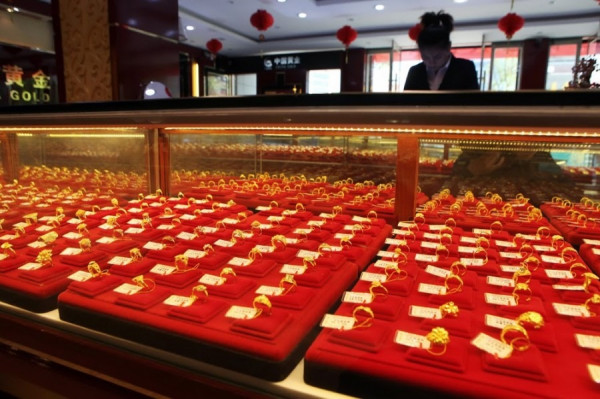 【武漢肺炎】渣打：在對疫情憂慮下 下半年金價將面臨上行風險