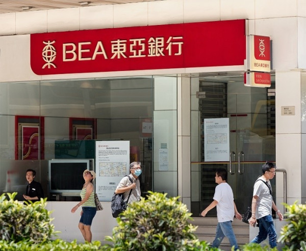 【武漢肺炎】東亞：兩員工曾接觸確診者 已安排25員工自我隔離