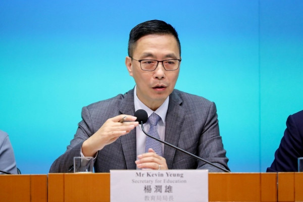 【施政報告】楊潤雄：當局對兩文三語政策無任何改變