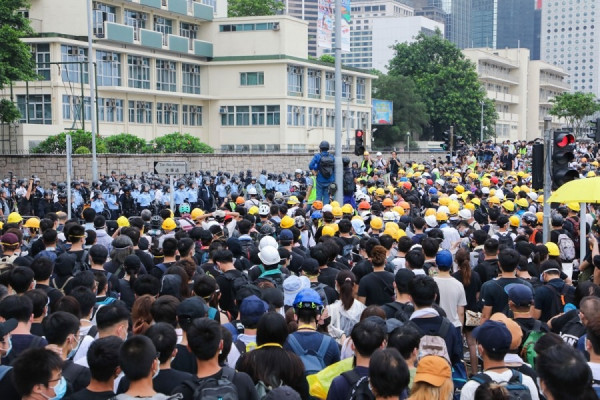 【香港政情】終院裁定政府勝訴　引緊急法制定《禁蒙面法》合憲