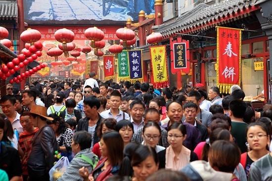 【FOCUS】疫情復燃累消費復甦　國人錢包仍比「金手指」