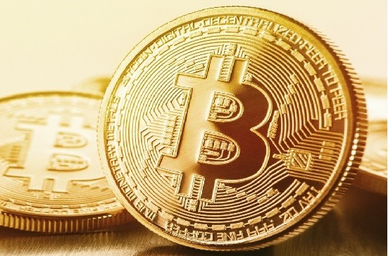 【FOCUS】比特幣突登殿堂　顯全球放水驚心