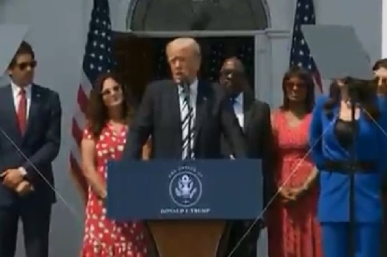 【FOCUS】侵侵復出挑戰科企　凝聚鐵粉添堵拜登