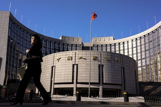【FOCUS】居民房貸急劇縮水　貨幣政策閃現超調信號?