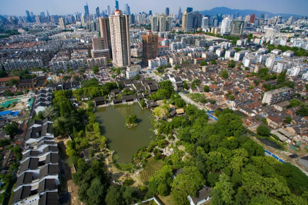 【內房追落後】大市暢旺內房股反彈空間大　譚朗蔚：薦買旭輝萬科