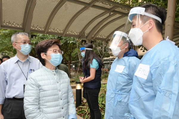 【新冠肺炎】夏葵樓圍封強檢五日　逸葵樓延長圍封兩日至本周五