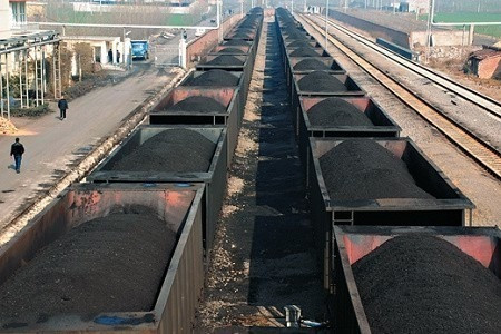 運量復甦 運價上調 大秦鐵路「運」籌帷幄