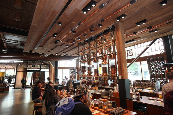 星巴克轉攻精品咖啡 Roastery烘焙工房年底上海開幕