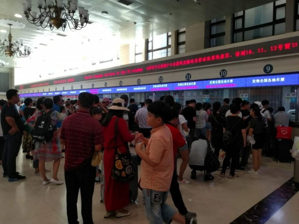 【京城近觀】廣深港高鐵將開通 港人仍然「自助」無門