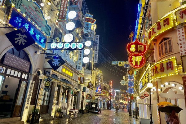 【橫店特寫】遊人入戲　文旅融合　橫店的產業新路