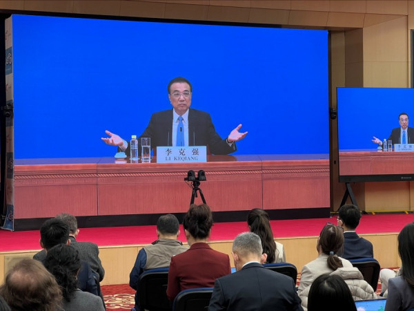 《神州經脈》中概股審計監管峰迴路轉　多省連環爆疫滬指周跌4%