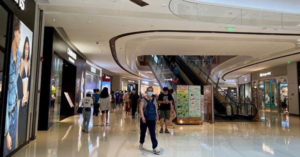 【上海特寫】疫情衝擊消費　上海商場空置率升　短期仍承壓