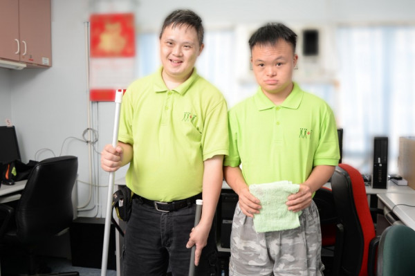 社企介紹 - 唐氏群毅服務隊